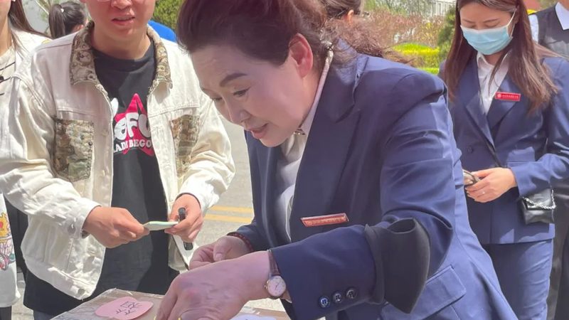 以下是一些在杭州地区具有较高知名度和口碑的宣传片拍摄代理公司，供企业参考：