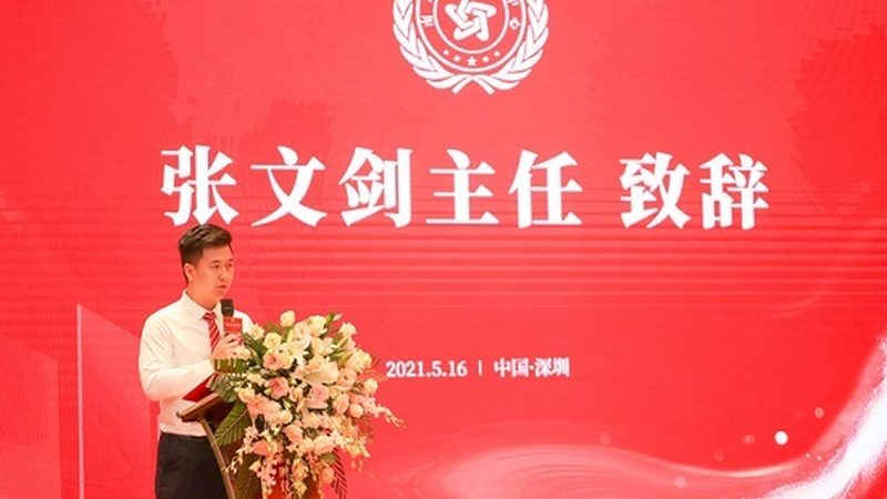 纪录片拍摄：如何选择合适的拍摄设备？**